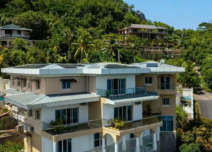 Ocean Pearl * Anse Royale